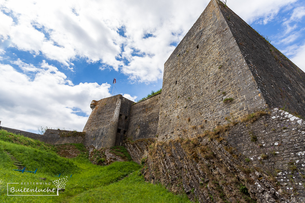 Fort Charlemont, de citadel in Givet